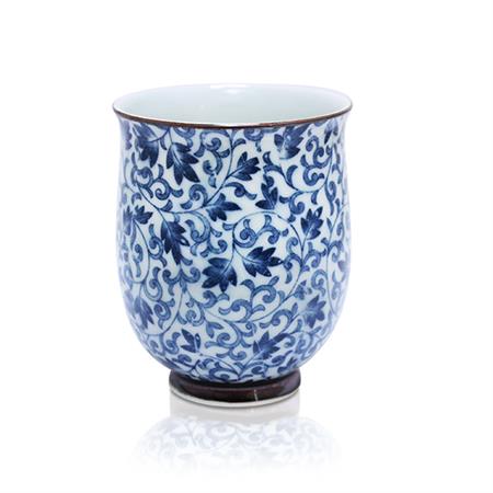 Tsuru-Karakusa Tall Cup